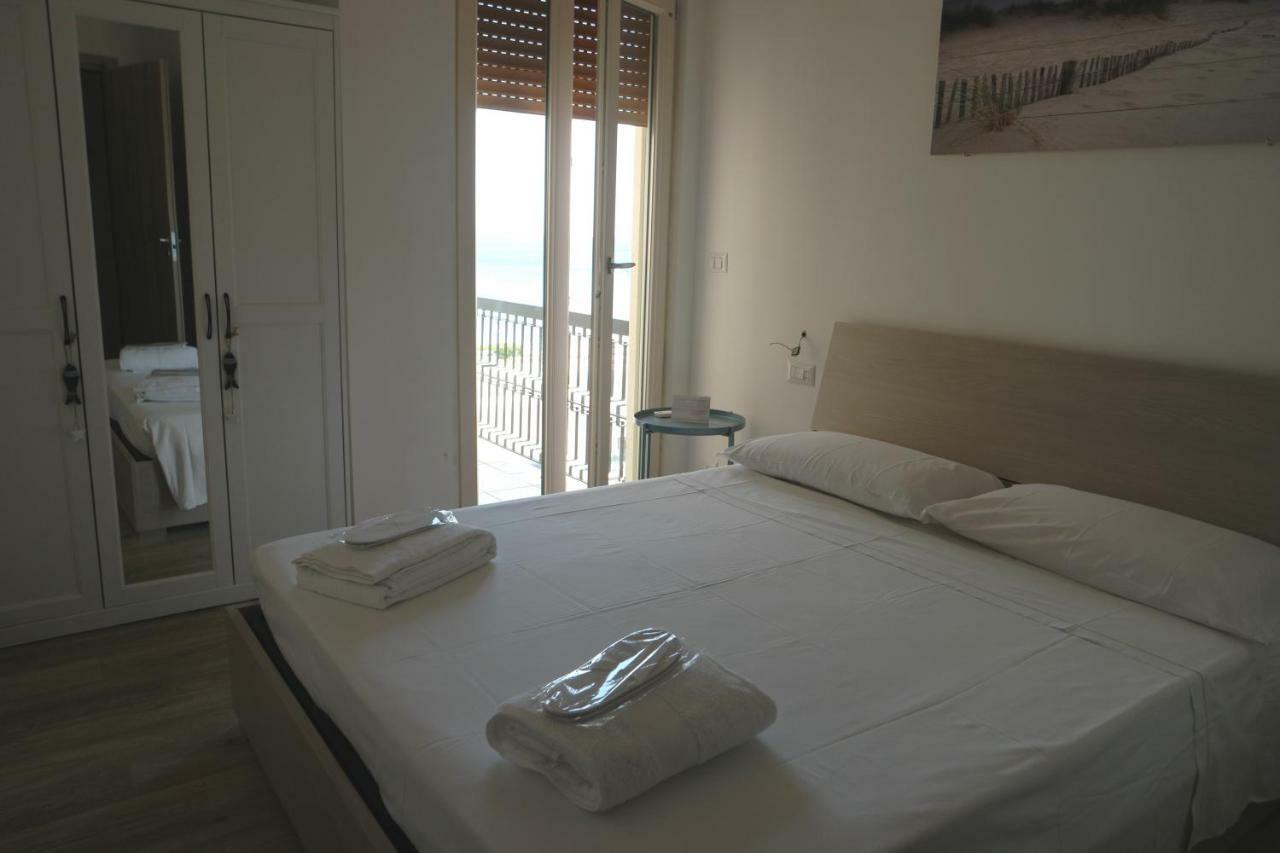 Attico Galilei Fronte Mare By Salentoville גאליפולי מראה חיצוני תמונה